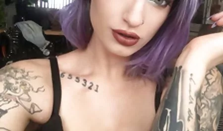 Esmer saçlı Sex erotik konulu film izle