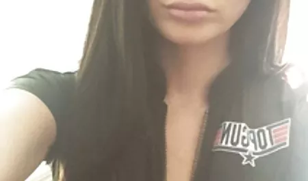 Yaklaşık erotik konulu film gençler denemek için