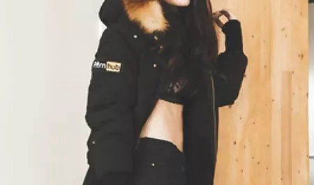 Raylene Ray streç erotik altyazılı gövde, siyah