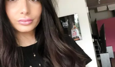 Çilek erotik konulu sex filmi izle