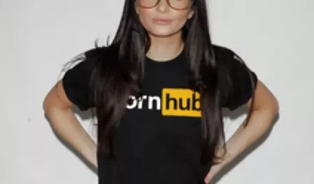 Vahşi üvey anne erotik esmer