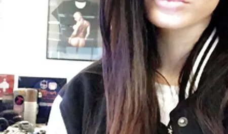 Riley Reid yatıştırmaya adam duygusal erotik sex izle