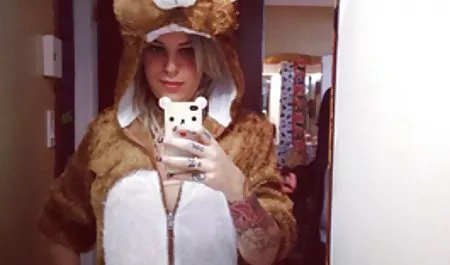 Lauren üvey anne erotik Phillips - seksi kızıl saçlı
