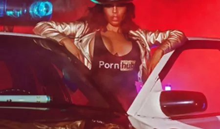2 erotik hd üyeleri arasında kızı kırma