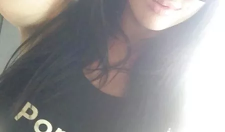 Bahçede seks dorcel izle
