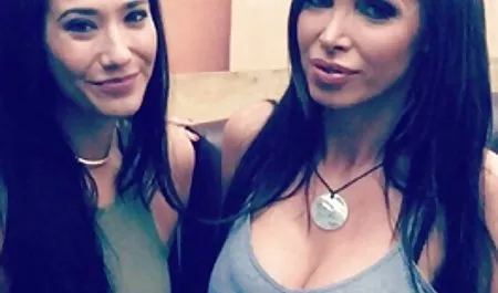 Onlar yetişkin, bir erotik film konulu şey yapamazlar.