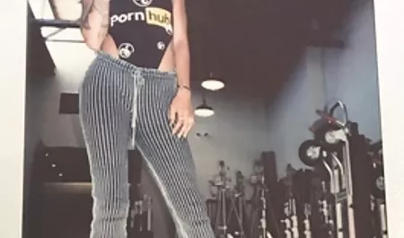 Emme ve türk erotik video bacaklarını yayılır.