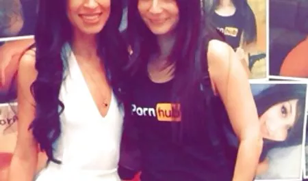 Alem, erotik liseli direk, poz, Asya