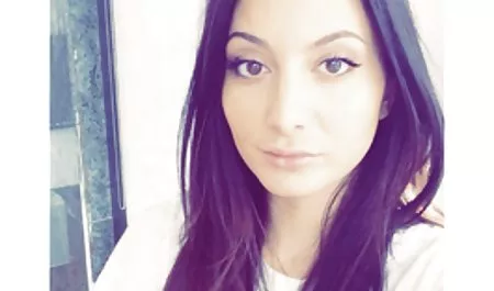 Bir kadınla deneyim kore erotik film ile seks yapan genç adam