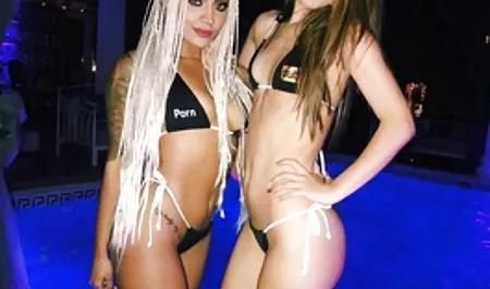 Busty sarışın aldatma konulu erotik filmler ve