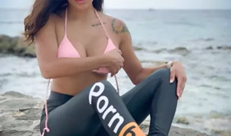 Vibratör elinde dost yeşilçam sex izle